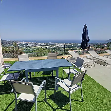 Amazing Sea View Near Cannes, Pool, 5 Bedrooms, 4 Bathrooms Villa Mandelieu-la-Napoule