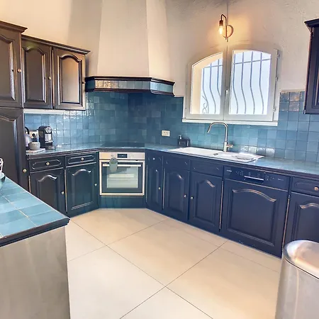 Amazing Sea View Near Cannes, Pool, 5 Bedrooms, 4 Bathrooms
