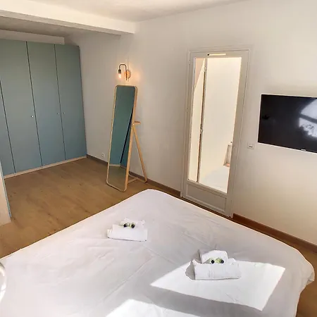 Villa Amazing Sea View Near Cannes, Pool, 5 Bedrooms, 4 Bathrooms *